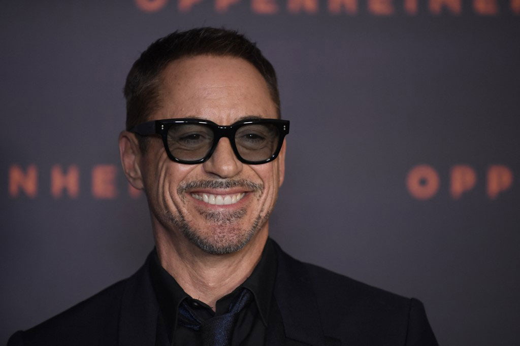 Robert Downey Jr Khawatir Terlalu Lama Berperan Jadi Iron Man Akan