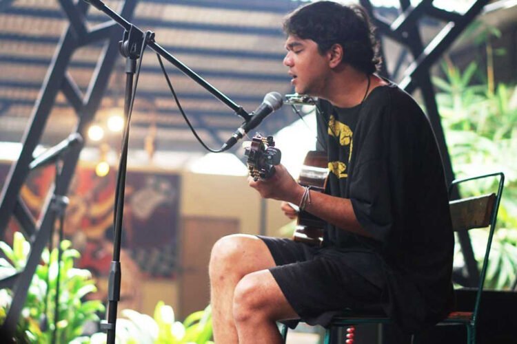Jason Ranti Meluncurkan Single Baru “Hari-Hari Musik” yang Menyentuh Hati
