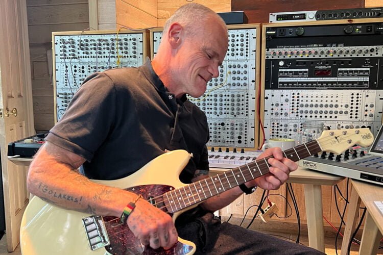 Bassist Red Hot Chili Peppers Puji Kepiawaian Paul McCartney