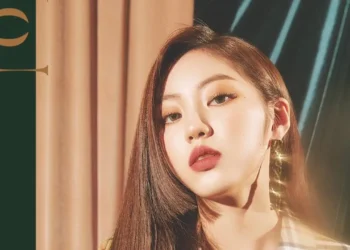 Kwon Eunbin CLC Pensiun dari Dunia Hiburan, Ungkap Perasaan Hampa dan Kecemasan Selama 10 Tahun Berkarier