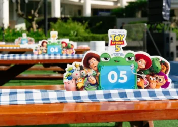 Toy Story 5 dan Media Sosial Anak: Pesan Penting bagi Orang Tua di Era Digital